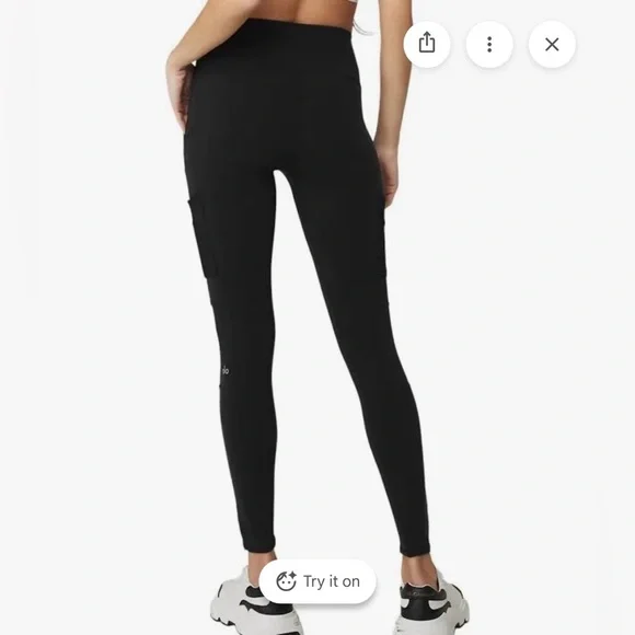 Alo Yoga High Waist Cargo Legging, XS - Picture 2 of 5